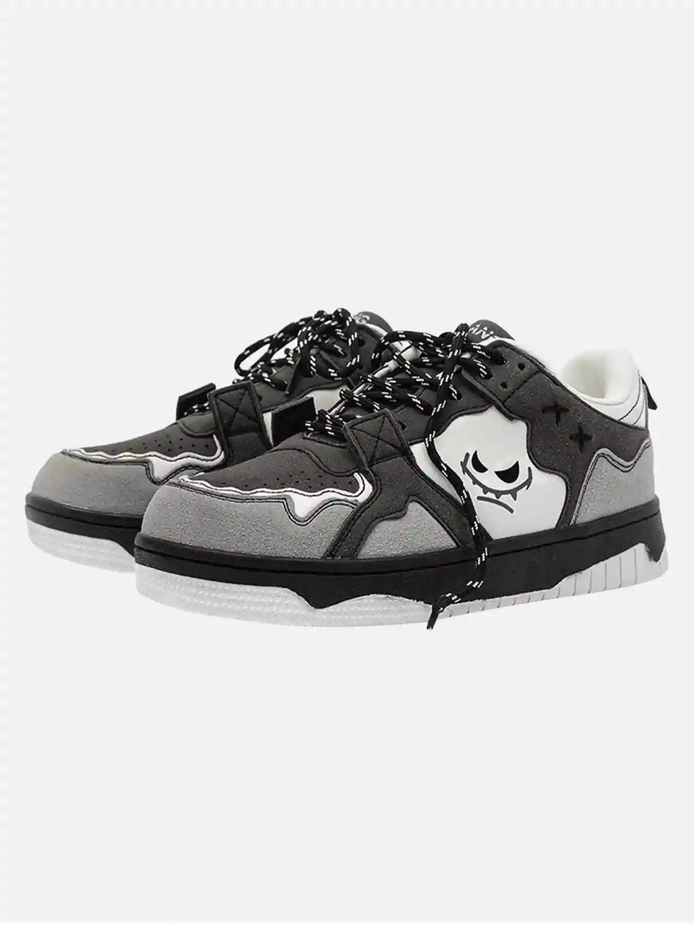 Disguisen Fashionable And Versatile Sports Board Shoes