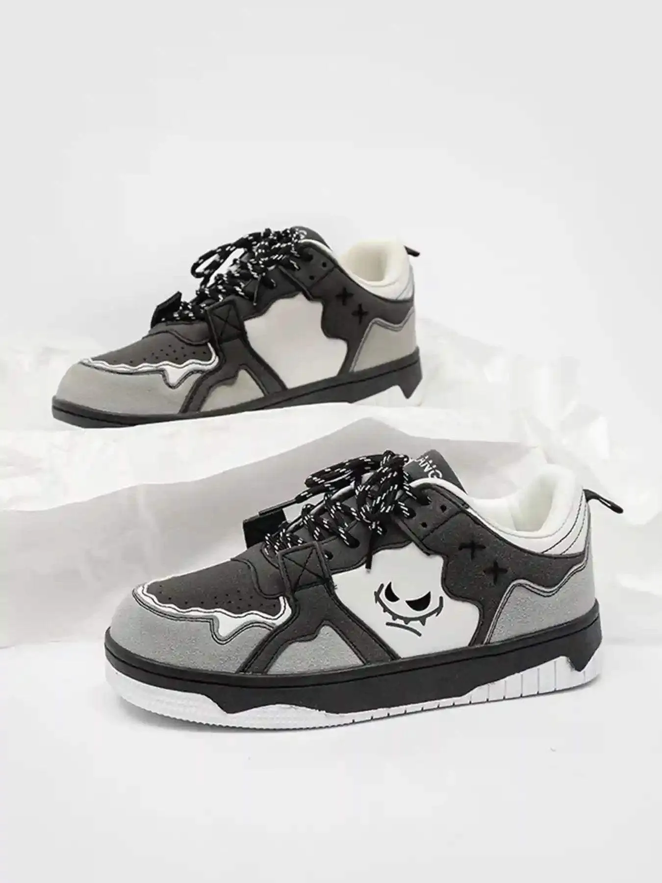 Disguisen Fashionable And Versatile Sports Board Shoes