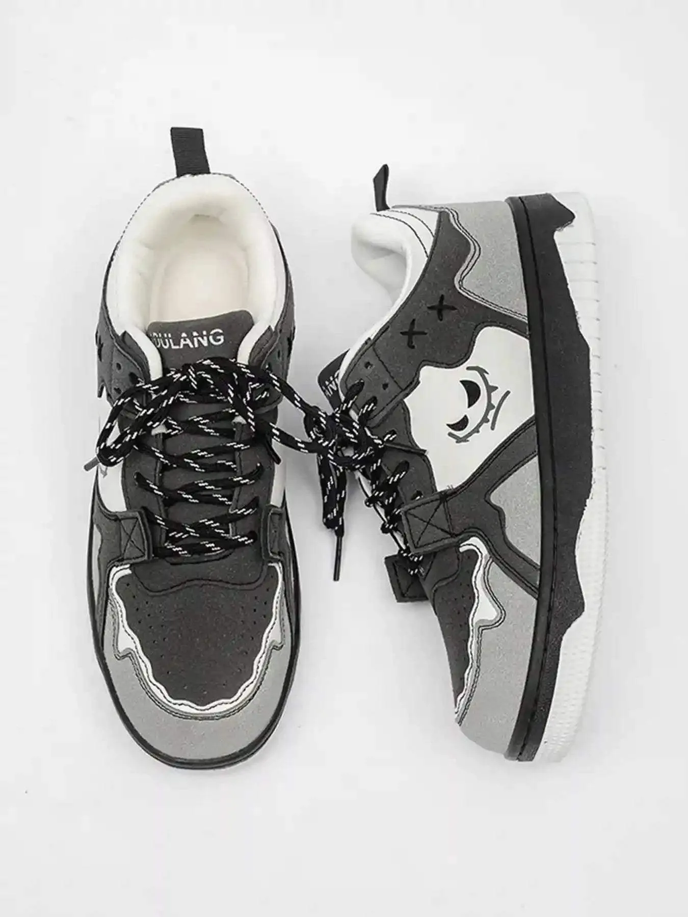 Disguisen Fashionable And Versatile Sports Board Shoes