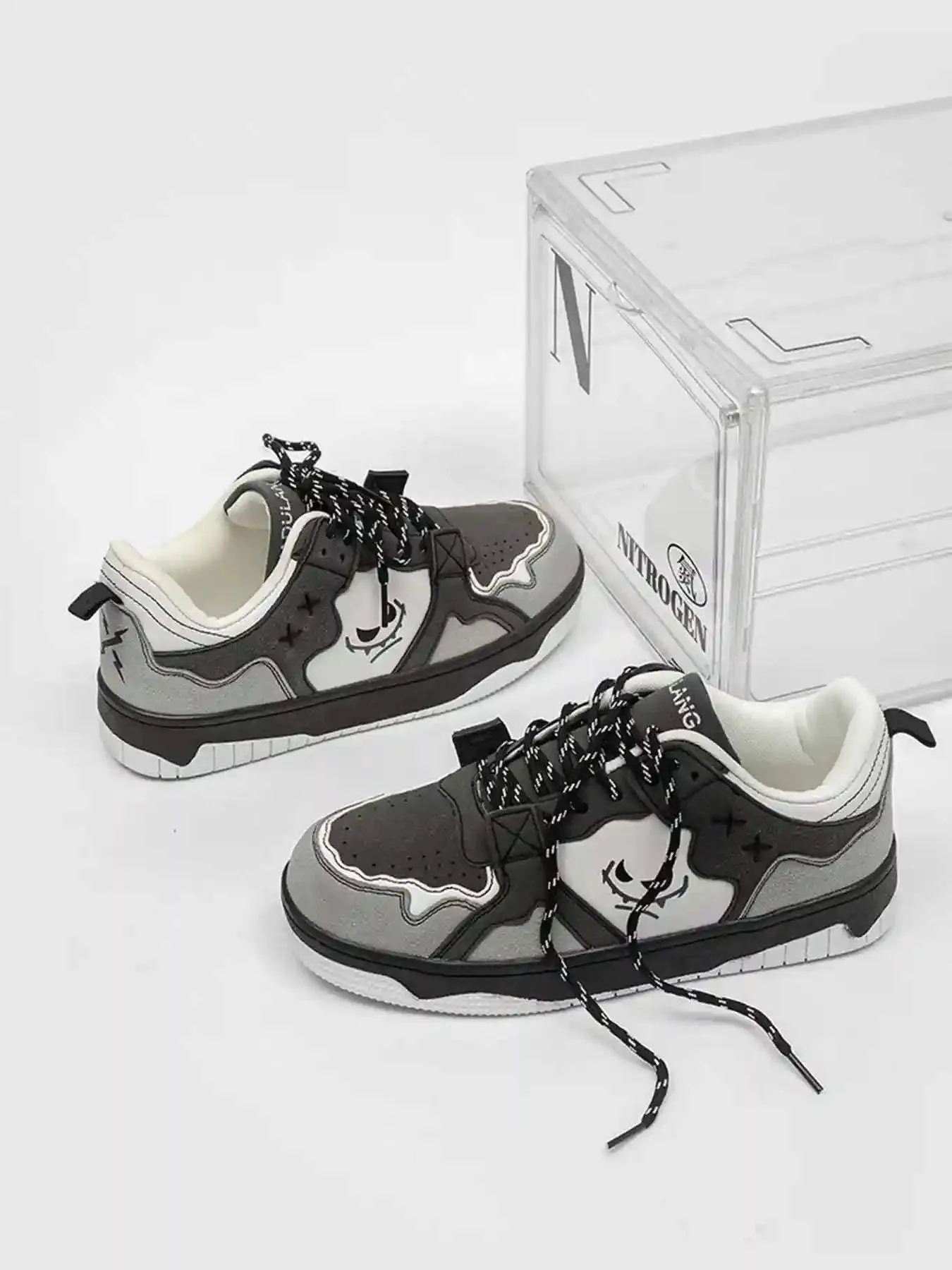 Disguisen Fashionable And Versatile Sports Board Shoes