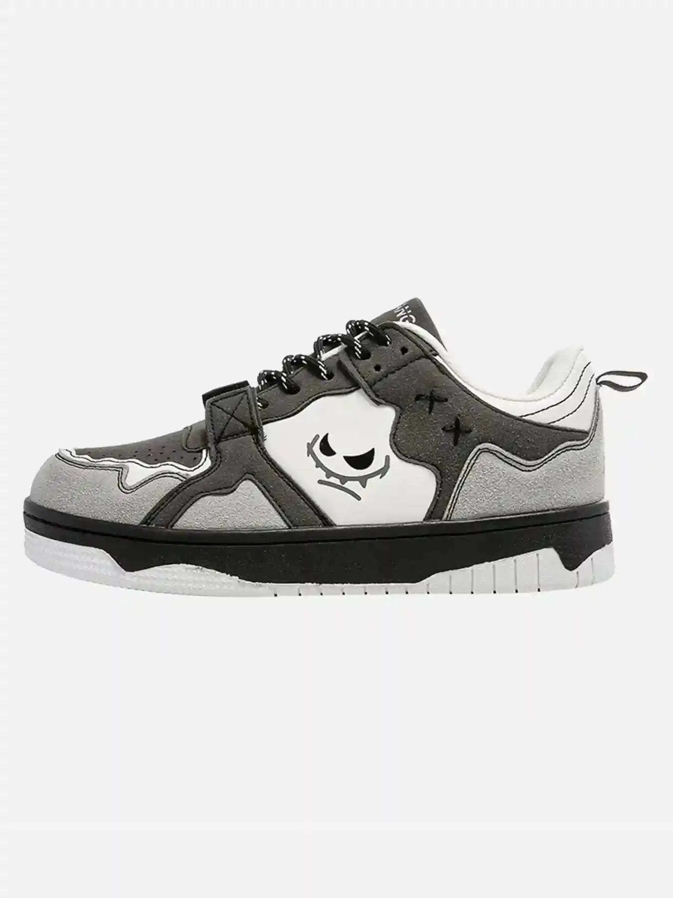 Disguisen Fashionable And Versatile Sports Board Shoes