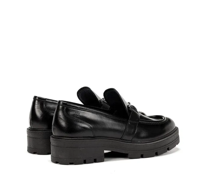 Dorking Women's Norte Loafers- Negro