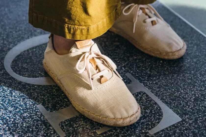 OluKai Women's Kaula Pa‘a Lī Espadrilles Shoes