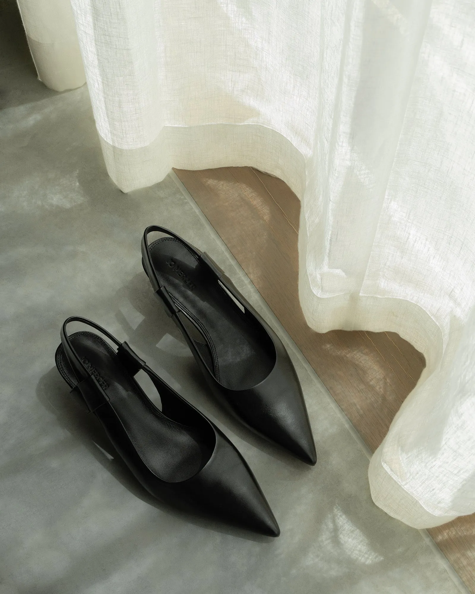 ROSA LOW HEELS BLACK LEATHER