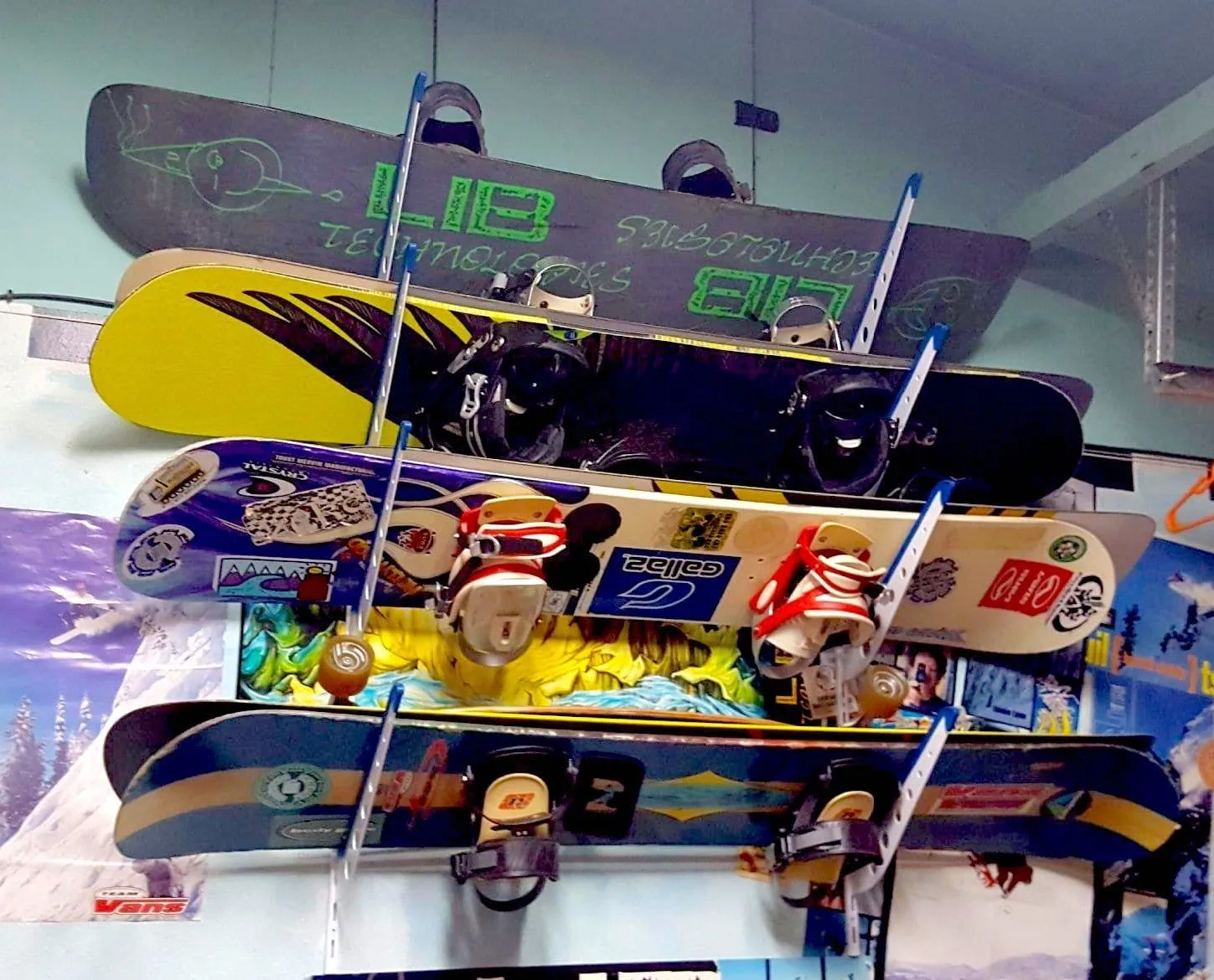 StoreYourBoard Snowboard Multi Wall Storage Rack, Home and Garage Mount