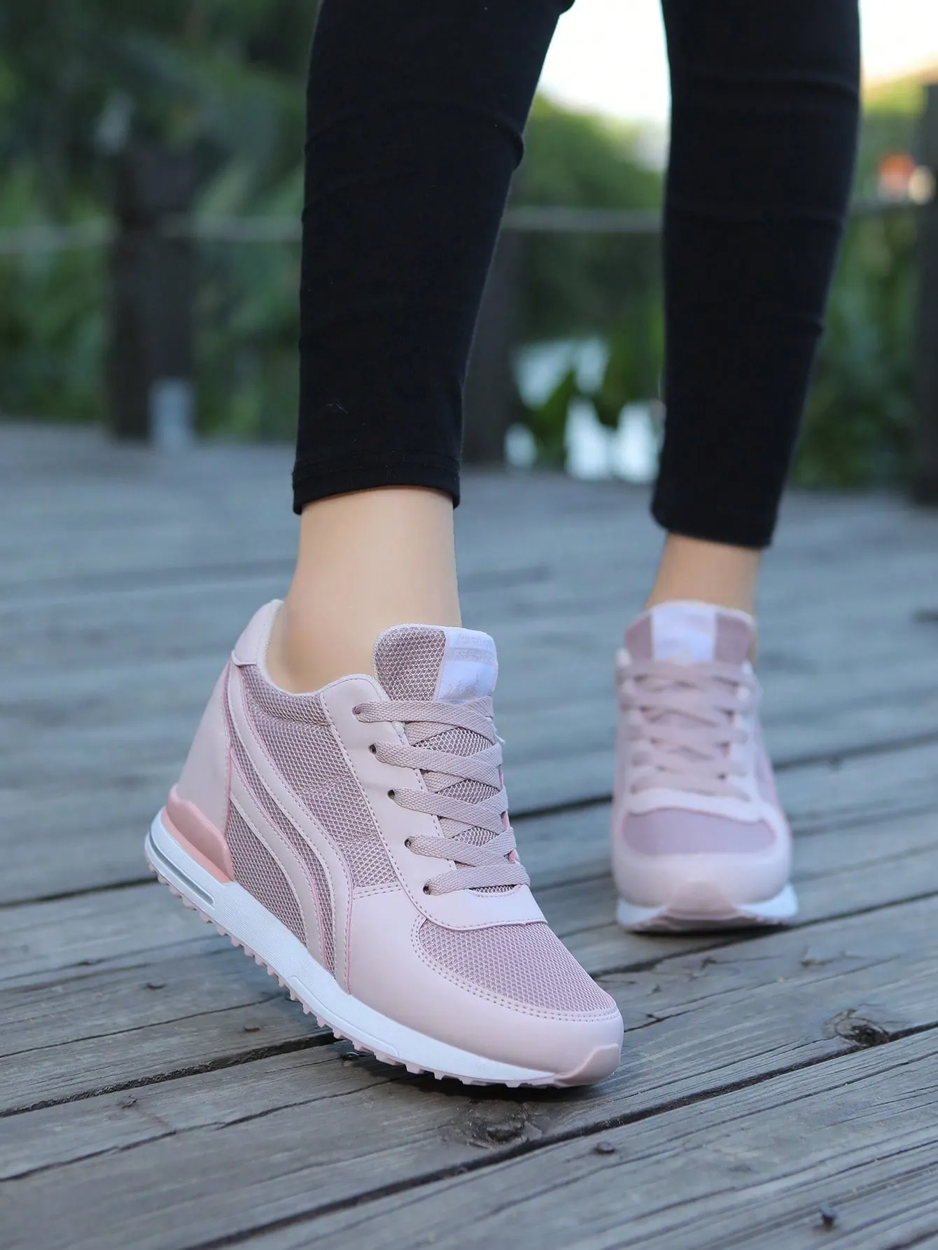 Women's Solid Color Casual Sneakers, Lace Up Inner Heightening Platform Sporty Trainers, Versatile Comfy Low-Top Shoes